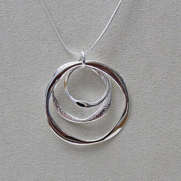 New Silver 925 Necklace with a Triple Circle Pendant N23 - Picture 1 of 4